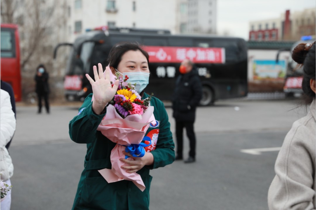 春暖花開，英雄歸來！葫蘆島市第二人民醫(yī)院支援綏中醫(yī)療隊凱旋而歸~(圖9)